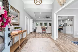 201 Hillcrest Dr, Alvin, TX 77511 - Photo 8