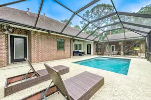 201 Hillcrest Dr, Alvin, TX 77511 - Photo 38