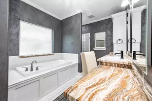 201 Hillcrest Dr, Alvin, TX 77511 - Photo 24