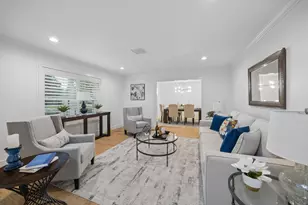 9211 Olathe St, Houston, TX 77055 - Photo 12