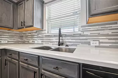 13034 Fenland Field Lane, Houston, TX 77047 - Photo 16