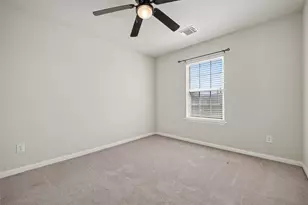 13034 Fenland Field Ln, Houston, TX 77047 - Photo 26