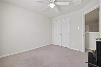 13034 Fenland Field Lane, Houston, TX 77047 - Photo 32