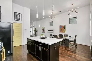 1705 Dunlavy St, Houston, TX 77006 - Photo 22