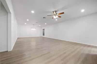 12903 Avenida Vaquero Street, Houston, TX 77077 - Photo 8