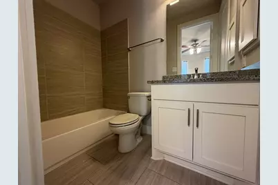 641 Middle Street, Houston, TX 77003 - Photo 18