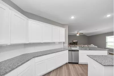 195 S Colbert Street, Dayton, TX 77535 - Photo 24