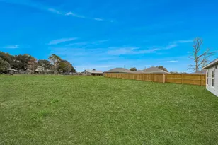 195 S Colbert St, Dayton, TX 77535 - Photo 40