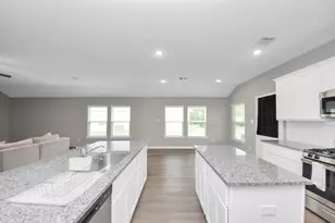 195 S Colbert St, Dayton, TX 77535 - Photo 26