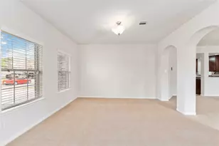 4700 Lake Line Ct, Alvin, TX 77511 - Photo 10