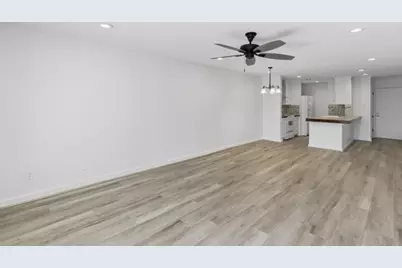 4011 Nasa Rd 1 #306, Seabrook, TX 77586 - Photo 10