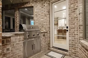 19 Hunnewell Way, The Woodlands, TX 77382 - Photo 48