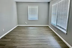 610 Garrett St, Liberty, TX 77575 - Photo 4