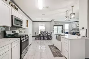 1818 Buckingham Dr, Pasadena, TX 77504 - Photo 4