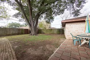 11607 High Star Dr, Houston, TX 77072 - Photo 26