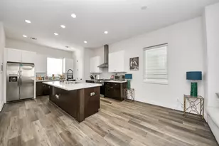 3905 Pinemont Dr, Houston, TX 77018 - Photo 12