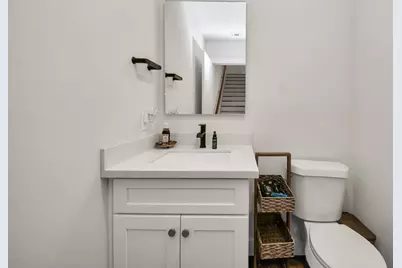 3905 Pinemont Drive #E, Houston, TX 77018 - Photo 20