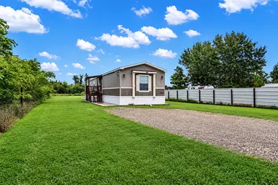 2056 Road 5210, Cleveland, TX 77327 - Photo 2