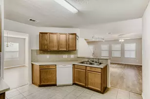 16870 Blackberry Lily Ln, Conroe, TX 77385 - Photo 8