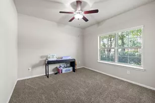 9418 McDowell Dr, Richmond, TX 77469 - Photo 10