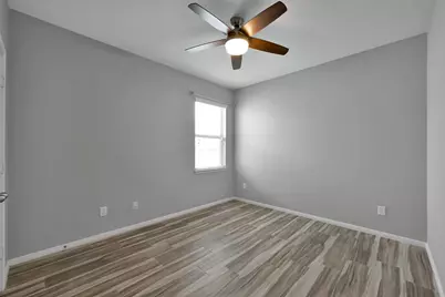 2407 Garden Shadow Drive, Conroe, TX 77384 - Photo 18