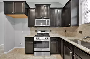 2407 Garden Shadow Dr, Conroe, TX 77384 - Photo 8