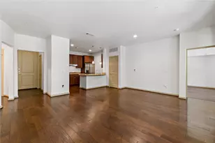 505 Jackson Hill St, Houston, TX 77007 - Photo 4