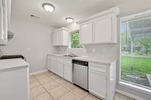 7429 Elbridge Ln, Deer Park, TX 77536 - Photo 16