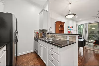 118 McGowen Street #F, Houston, TX 77006 - Photo 14
