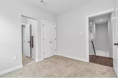 4622 Clover Street, Houston, TX 77051 - Photo 8