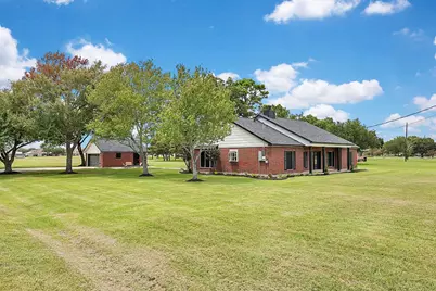15415 Skyhawk Lane, Beach City, TX 77523 - Photo 2