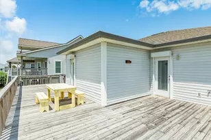 13929 Pirates Beach Blvd, Galveston, TX 77554 - Photo 8