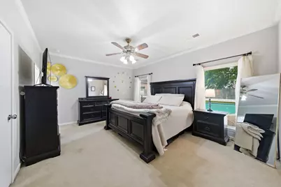 7222 Birchtree Forest Drive, Houston, TX 77088 - Photo 20
