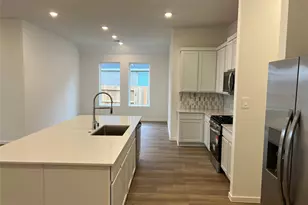 2611 Pne Blf Dr, Rosenberg, TX 77469 - Photo 8