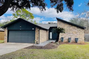3007 Whetrock Ln, Sugar Land, TX 77479 - Photo 2