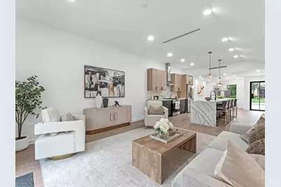 1826 Woodcrest Drive, Houston, TX 77018 - Photo 2