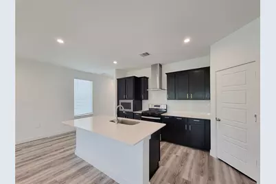 3225 Creston Gate Drive, Houston, TX 77047 - Photo 6