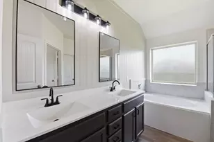 4332 Mocking Run Ln, Dickinson, TX 77539 - Photo 6