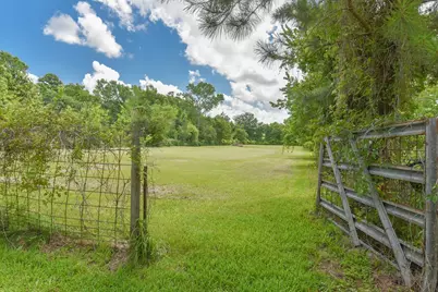 5120 Sjolander Road, Baytown, TX 77521 - Photo 4