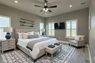865 Palmetto Dr, Crystal Beach, TX 77650 - Photo 2