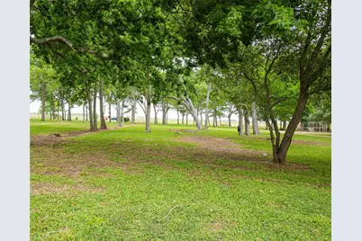 357 County Road 296, Sargent, TX 77414 - Photo 22