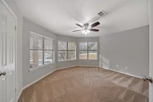 6 Highland Hollow Dr, Conroe, TX 77304 - Photo 32