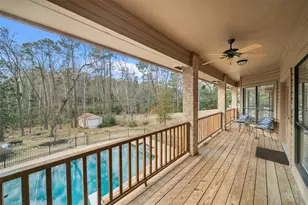 6 Highland Hollow Dr, Conroe, TX 77304 - Photo 18