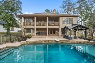 6 Highland Hollow Drive, Conroe, TX 77304 - Photo 2