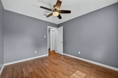 2719 Flintrock Circle, Houston, TX 77067 - Photo 14