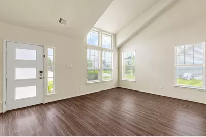 216 N Lynx Trail, Montgomery, TX 77316 - Photo 4