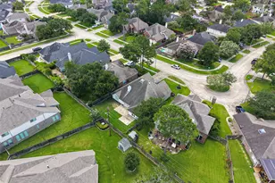 13718 Clareton Ln, Cypress, TX 77429 - Photo 44