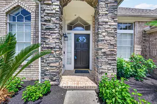 13718 Clareton Ln, Cypress, TX 77429 - Photo 4
