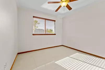 6016 Kirby Drive, West University Place, TX 77005 - Photo 28
