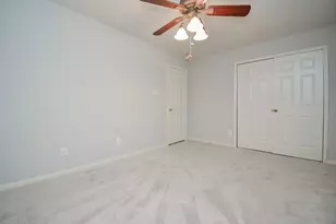 18714 Flagstone Creek Rd, Houston, TX 77084 - Photo 8